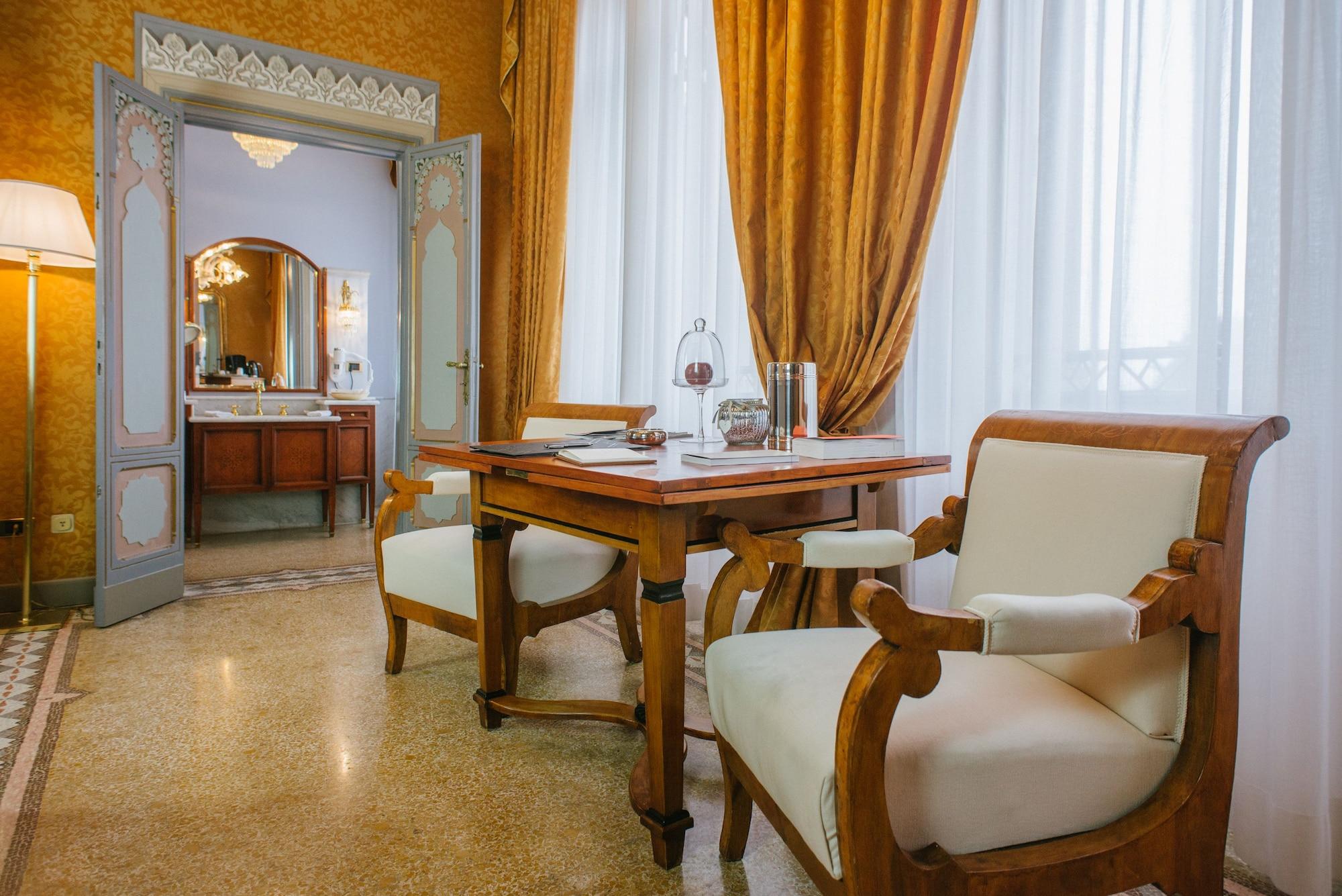 Relais & Chateaux Villa Crespi Orta San Giulio Esterno foto