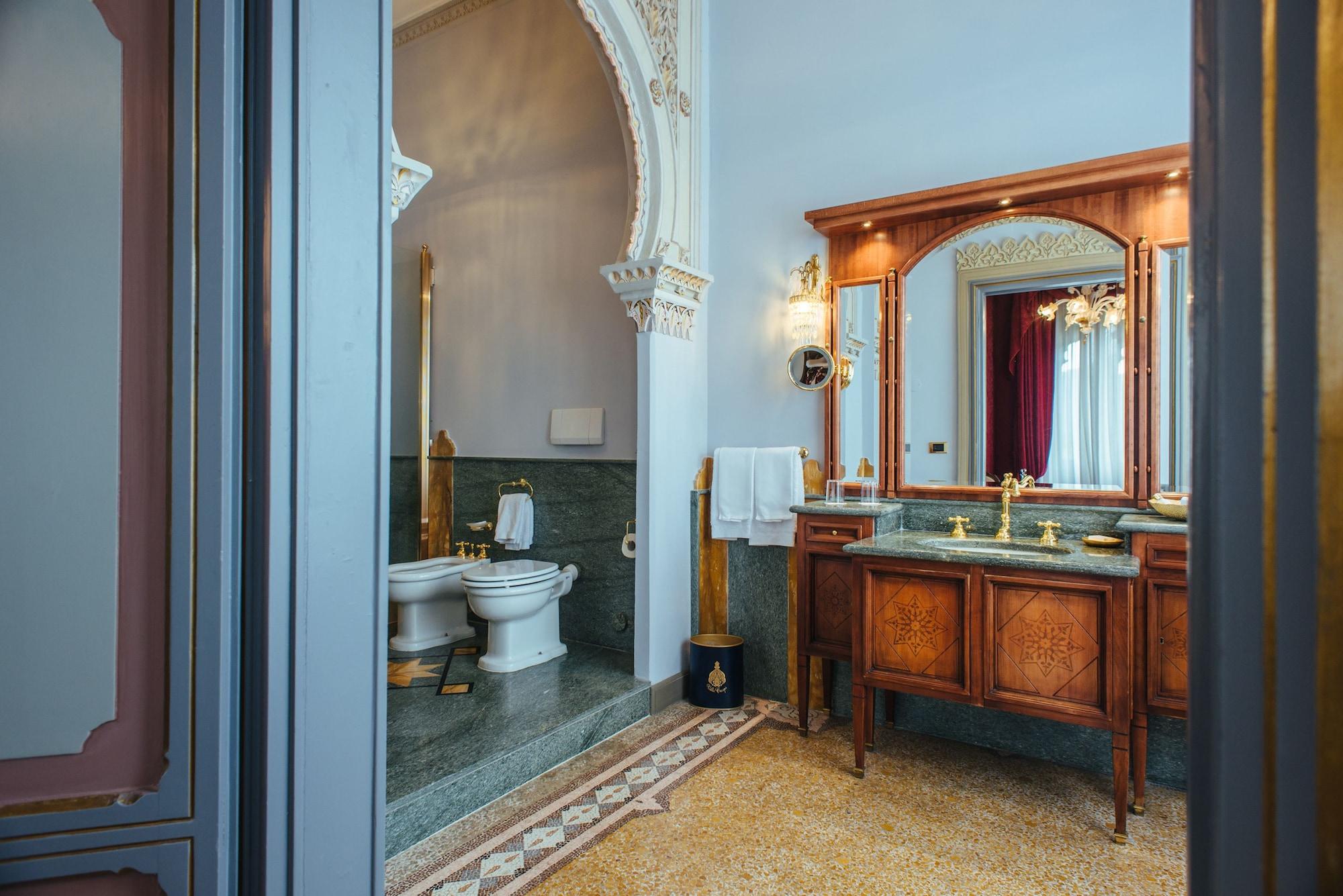 Relais & Chateaux Villa Crespi Orta San Giulio Esterno foto