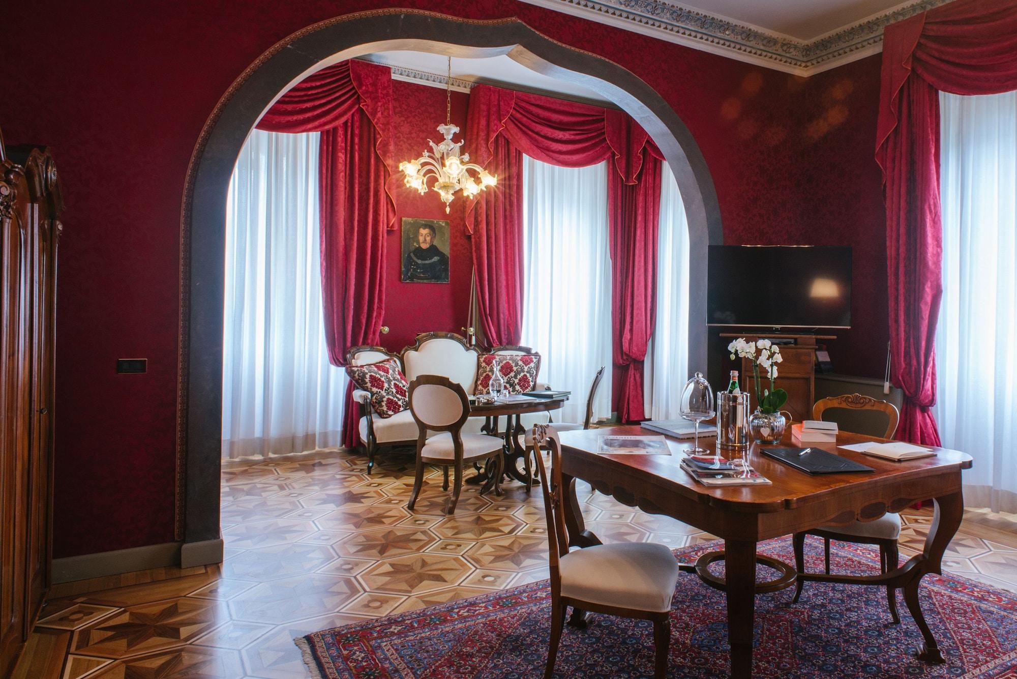 Relais & Chateaux Villa Crespi Orta San Giulio Esterno foto