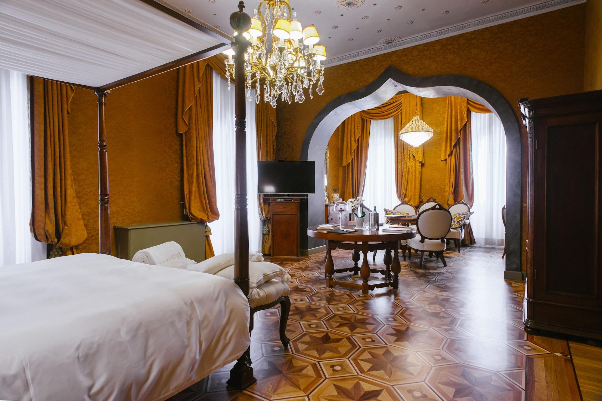 Relais & Chateaux Villa Crespi Orta San Giulio Esterno foto