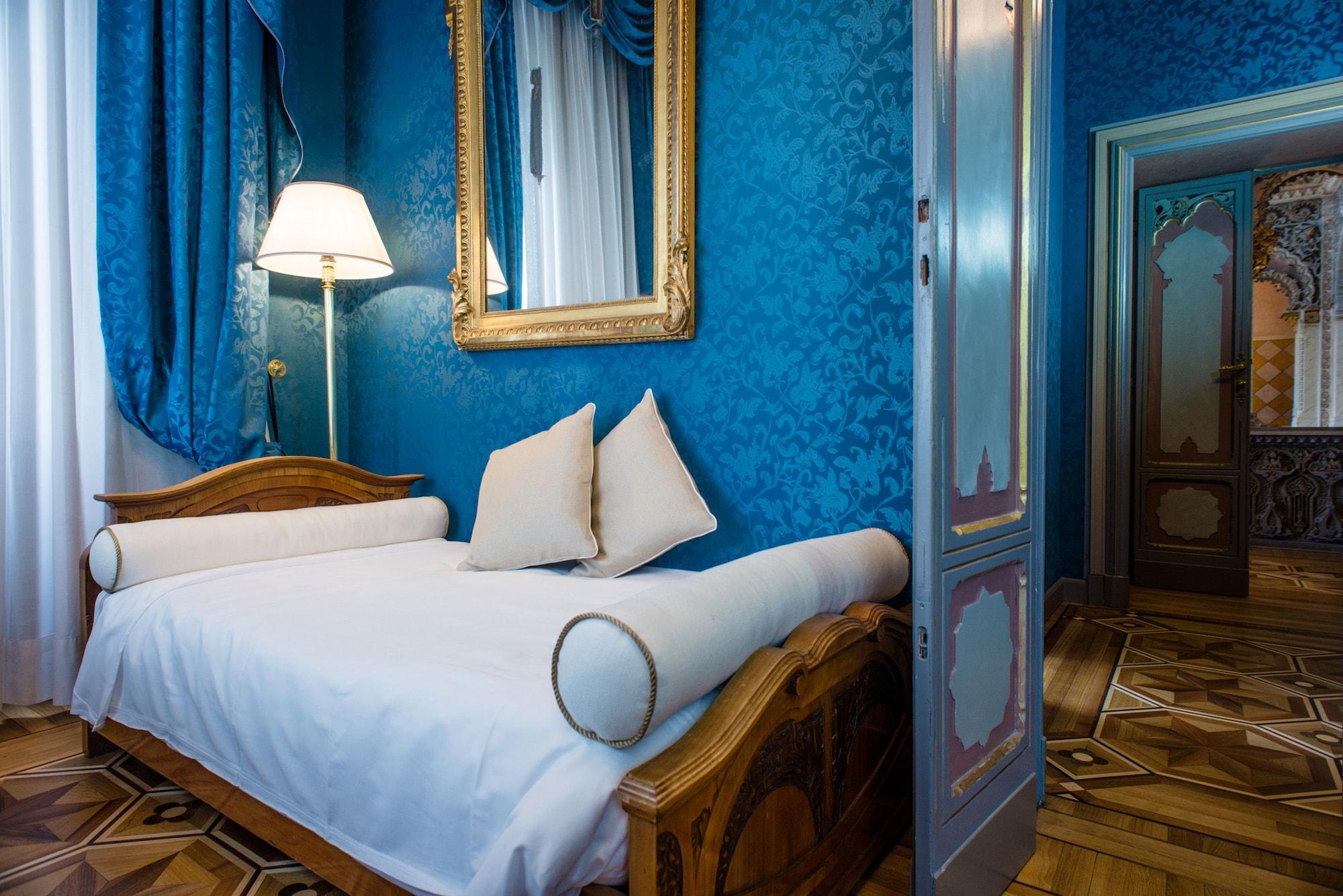 Relais & Chateaux Villa Crespi Orta San Giulio Esterno foto