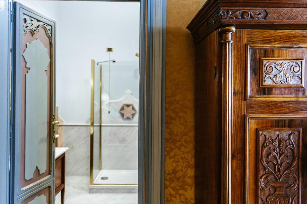 Relais & Chateaux Villa Crespi Orta San Giulio Esterno foto